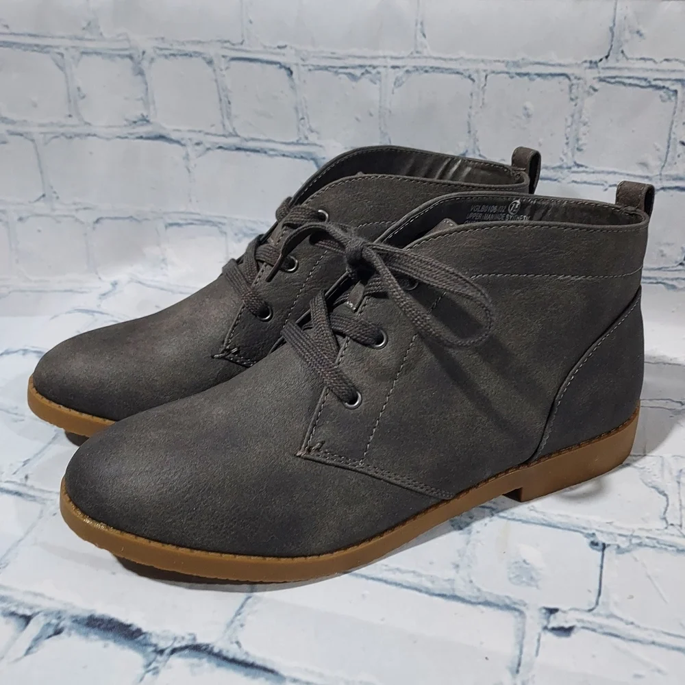 Very G Brown Ankle Boots 7.5 Womens City Minimalist Capsule